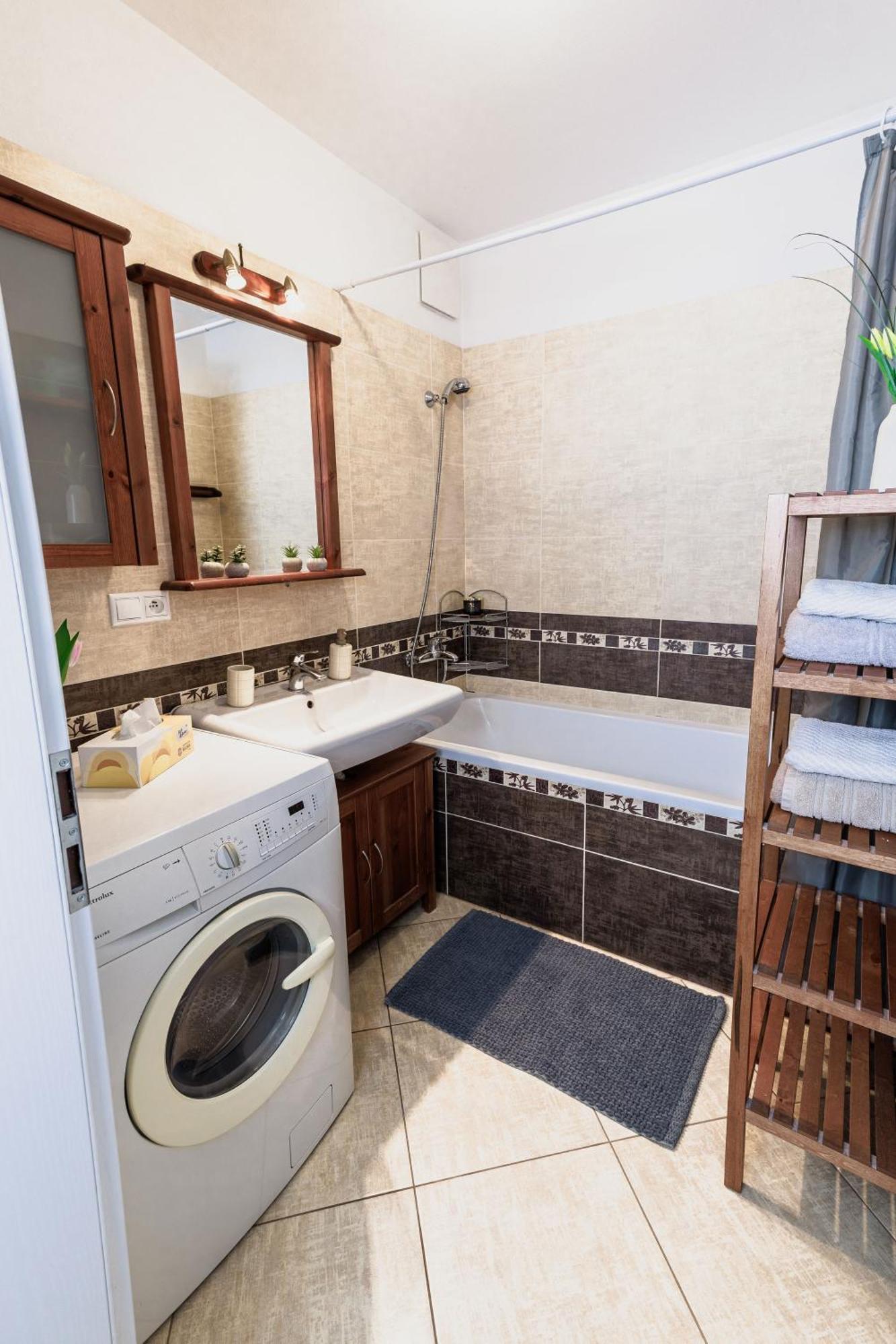 Sunny Apartment With Amazing Terrace On The 13Th Floor Near City Center Bratislava Eksteriør bilde
