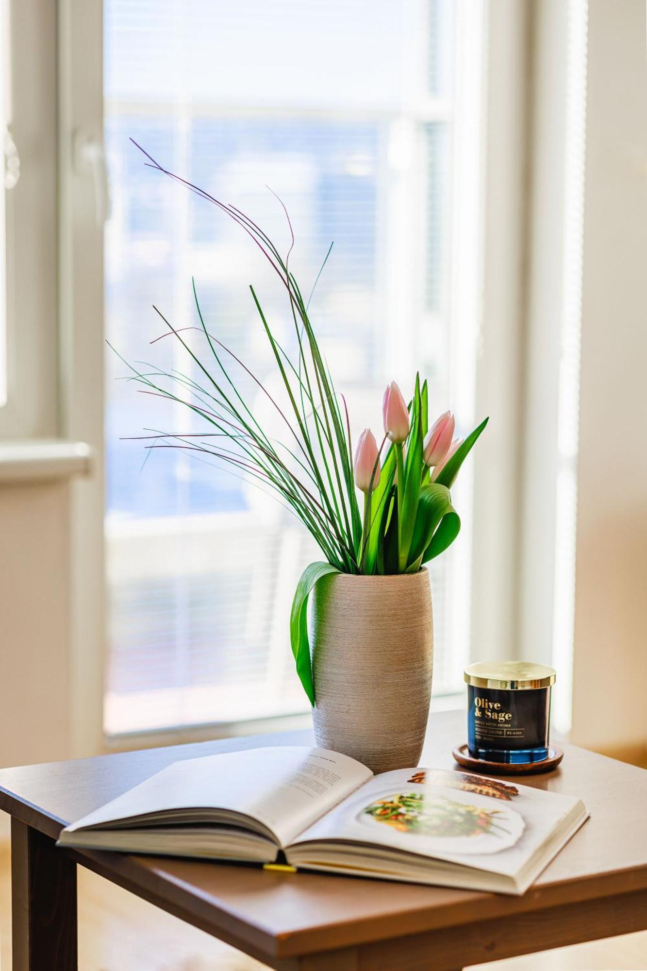 Sunny Apartment With Amazing Terrace On The 13Th Floor Near City Center Bratislava Eksteriør bilde